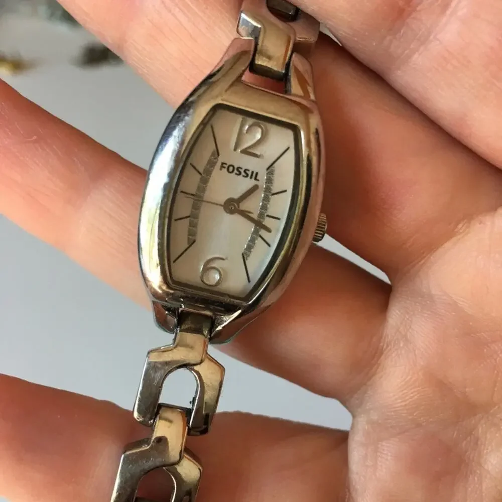Fossil silver tone ladies' watch - nonticking